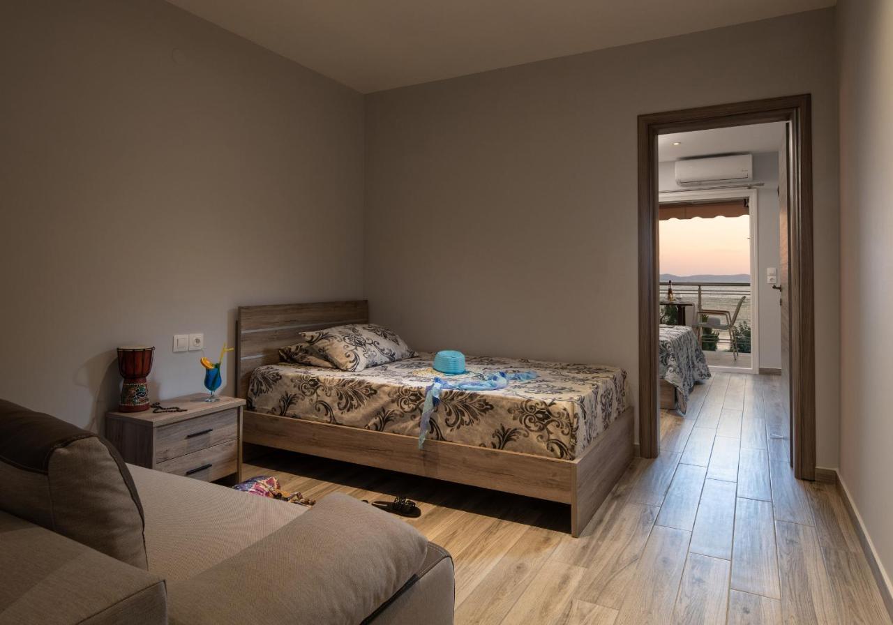 Sunset Studios - Suites With Seaview & Back Side Apartements Torone Zewnętrze zdjęcie